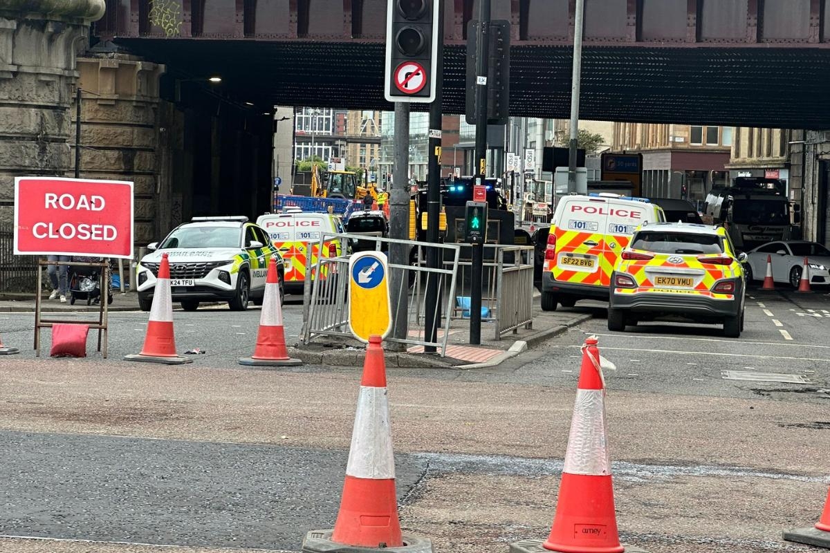 Emergency services at Clydeside amid ongoing 'incident'