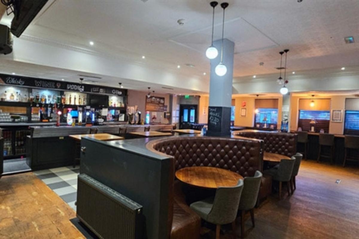 'Well-established' Glasgow pub in 'vibrant area' hits the market