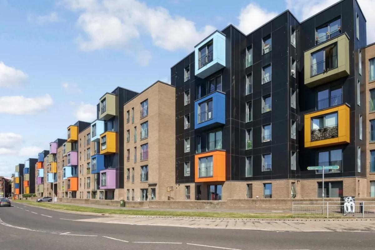 'Visually striking' 2-bed flat in Glasgow with Paris balcony selling for £155k