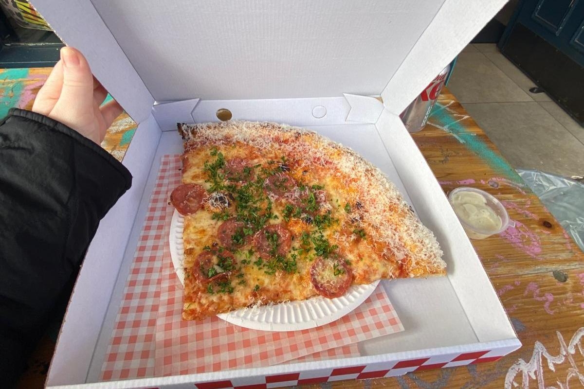 I tried Glasgow pizza slice hailed as 'best in world' for £5.50