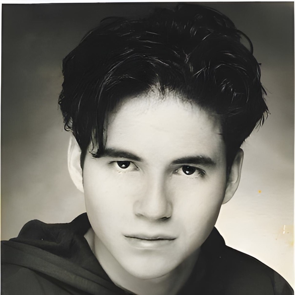 90's Heartthrob Robert Gavin (Land of the Lost) Debuts First Album One Thousand Love Letters to My Best Friend on Valentine's Day