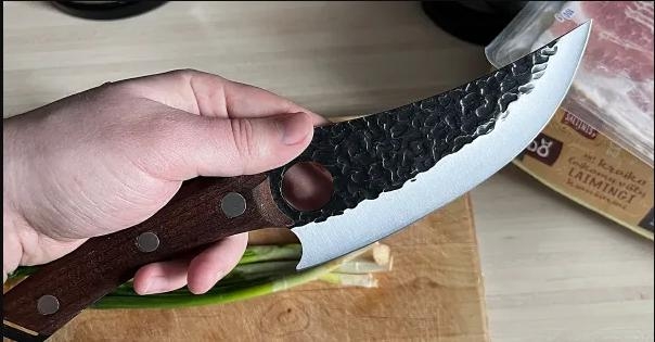Matsato Knife Review: Is This Kitchen Knife A Scam or Legit?