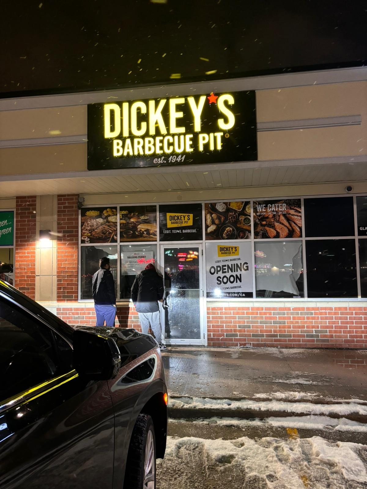 Dickey's Barbecue Pit Now Open in Markham, ON with Chaudry Chicken Inc.