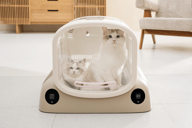 Tranquil Drying with PetSnowy's SMILE Pet Dryer Box