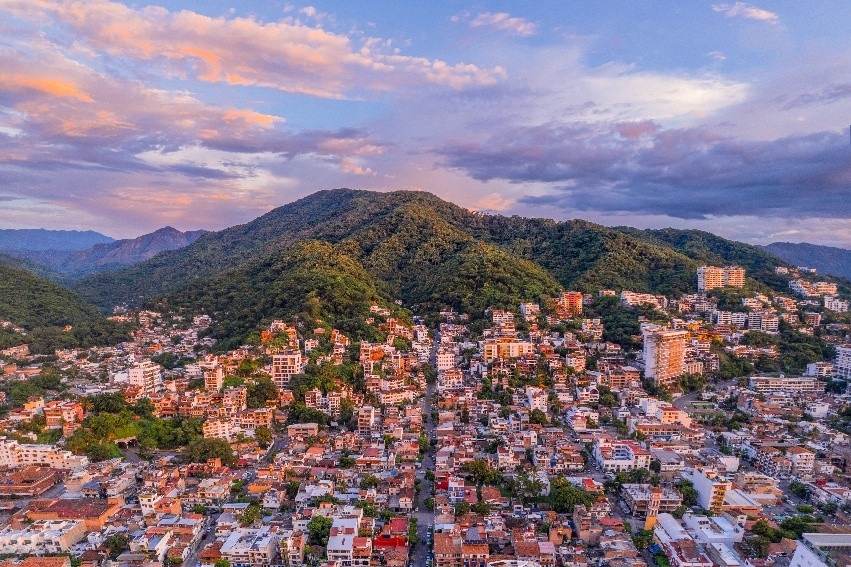 Puerto Vallarta Shines as a Top Summer Destination for American Travelers
