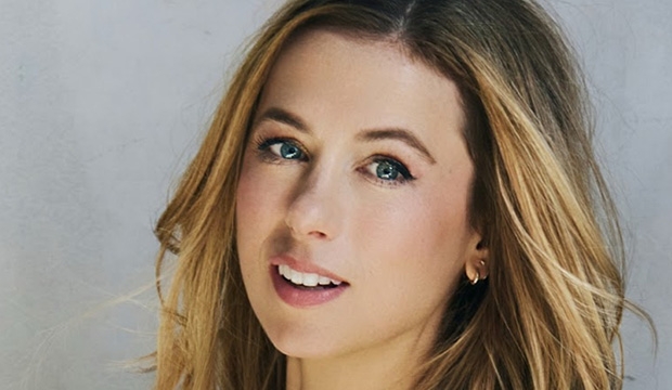 Iliza Shlesinger's comedy evolution: ‘You don't want to be 42 telling the same jokes you told at 22'