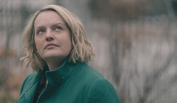 ‘The Handmaid's Tale' star Elisabeth Moss on directing the series finale and June's new mission: ‘She has to fight a different battle now'