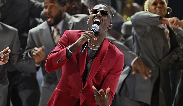 Reigning ‘American Idol' winner Jamal Roberts brings down the house at BET Awards with Kirk Franklin, Tamar Braxton, and more gospel superstars