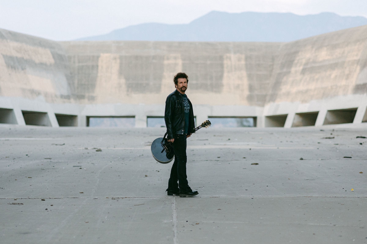 Paul Trudeau from Billy Idol's band discusses his new solo album and Idol classics