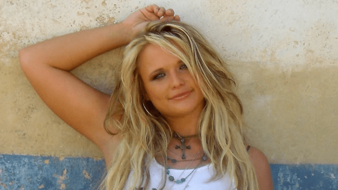 Miranda Lambert Recreates Her Iconic 'Kerosene' Look 20 Years Later