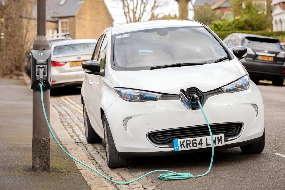 1,000 electric vehicle charge points to be installed in borough