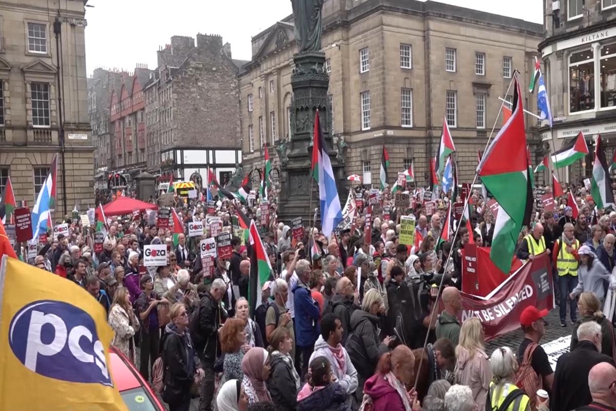 Thousands march through Edinburgh as part of UK-wide pro-Palestine protests