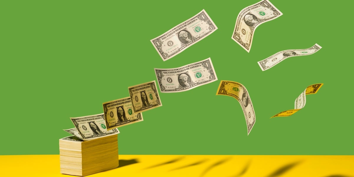 7 Useful Pieces Of Money Advice From People Who Started Their Own Business