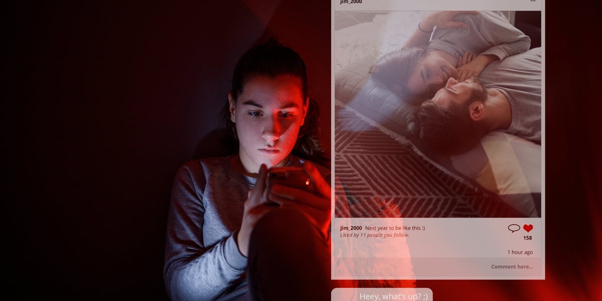 This Is The Exact Amount Of 'Cyberstalking' You Should Do Before A First Date