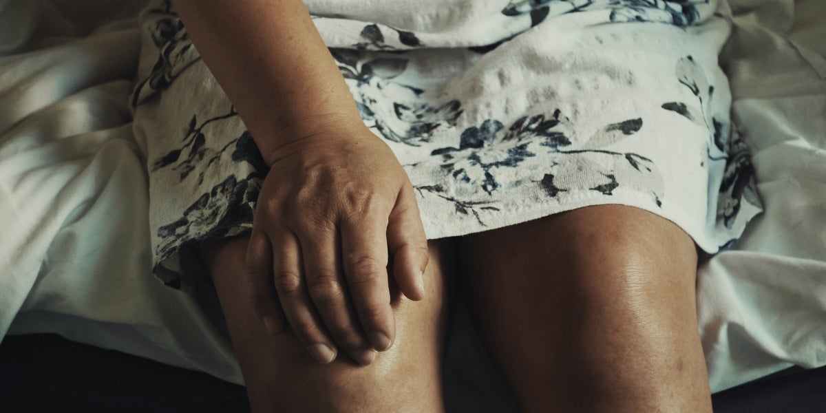 The 5 Best Pilates Exercises To Strengthen A 'Runner's Knee'