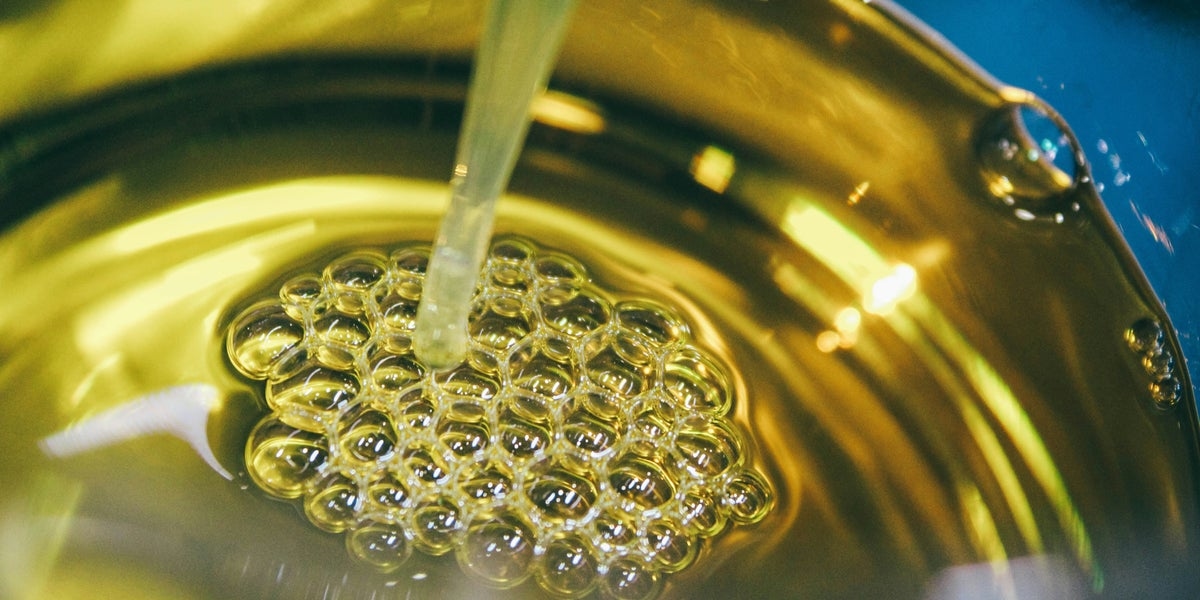 Dietitian Shares The 1 Cooking Oil Rule They Follow For A Healthy Heart