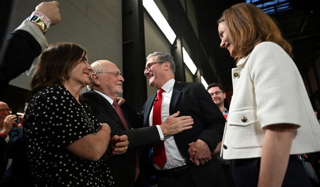 A Former Labour Leader Says Keir Starmer Must Do This 1 Thing To Tackle Child Poverty