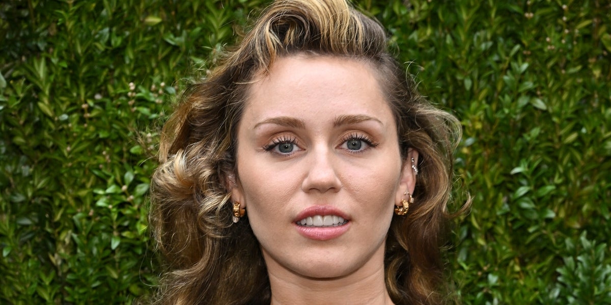 Miley Cyrus Lost Major Film Role To Selena Gomez After Penis Cake Controversy