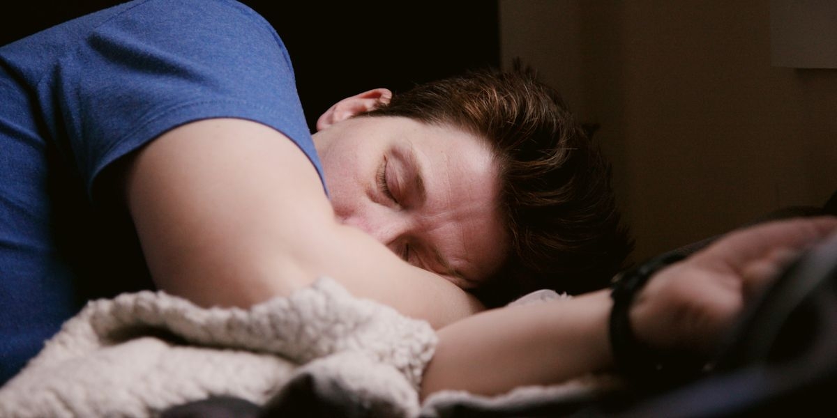 I Asked Doctors What They Do (And Absolutely Avoid Doing) When They've Got A Stomach Bug