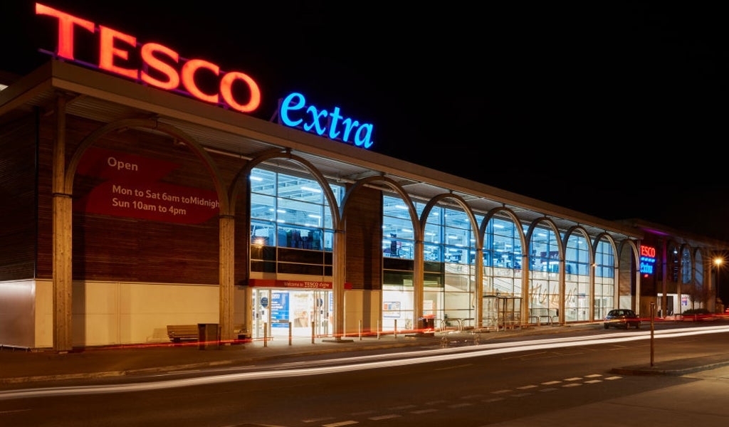 People Are Just Realising Why So Many 24-Hour Supermarkets Disappeared, And Huh