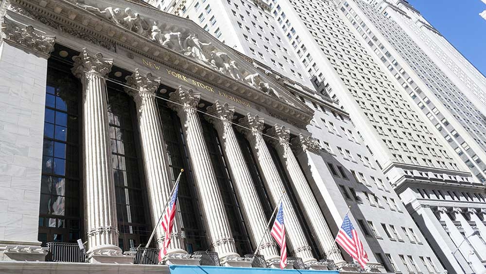 Stock Market Today: Indexes Show Slow Start; IPO Name Jumps After Surprise Earnings Release (Live Coverage)