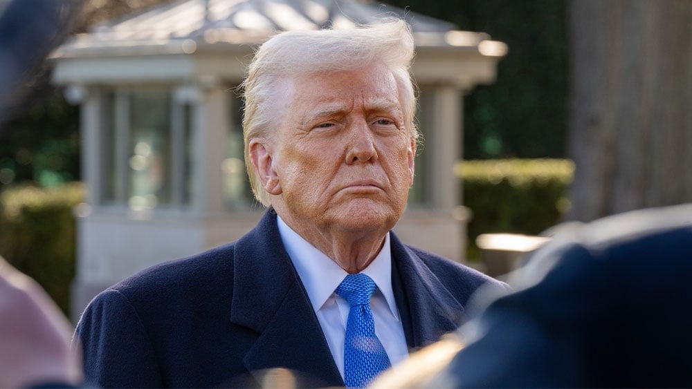 Dow Jones Futures Fall As Trump Mulls Iran Decision; Fed's Powell Looms