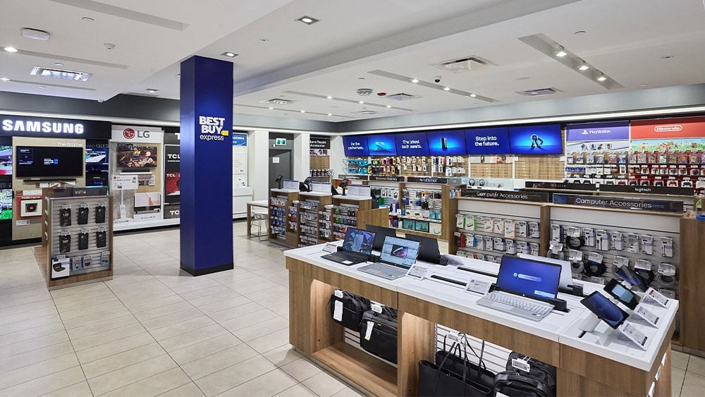 Best Buy Delivers Mixed Q1 Report, Cuts Outlook On Trump Tariffs