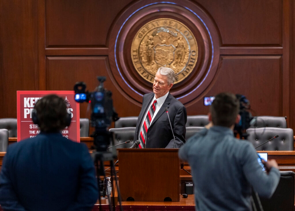 Idaho governor approves candy, soda SNAP ban bill