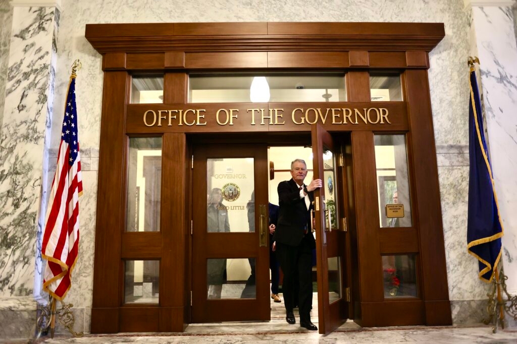 Idaho governor issues line-item veto to retain his emergency fund