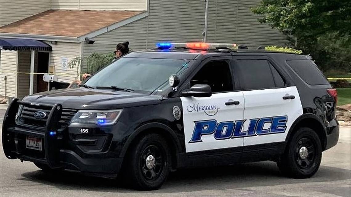 Meridian mother arrested, accused of leaving child alone in hot vehicle
