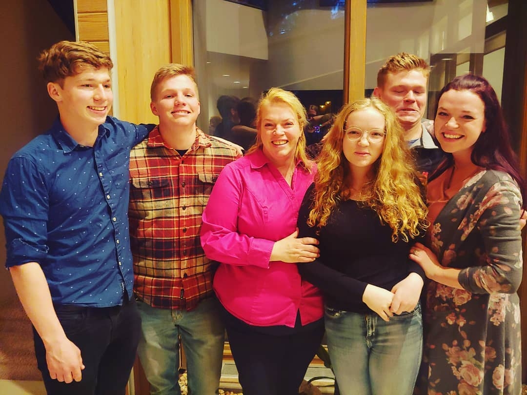 Sister Wives' Janelle and Maddie Reflect on Hopes to Relocate Garrison, Preparing His Home After Death