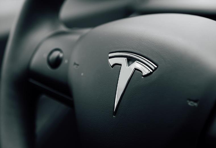 TSLL, TSLQ See Big Swings as Musk/Trump Rift Escalates