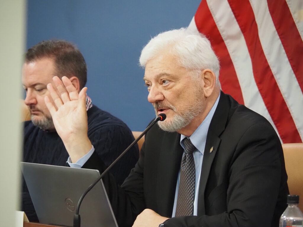 Indiana proposal to boost nuclear development, recover costs from customers clears committee