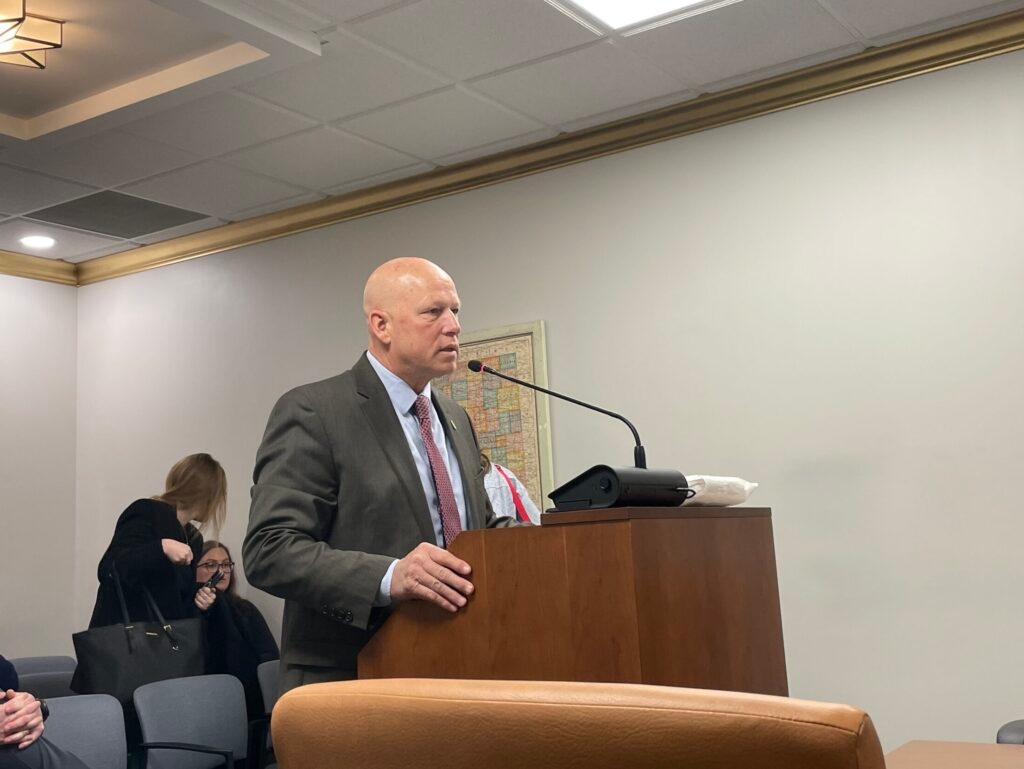 Measure updating Adult Protective Services glides through committee