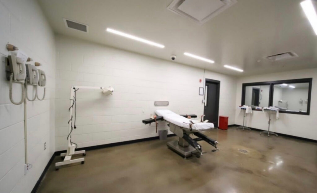 ICC, other news outlets file lawsuit to open executions to press