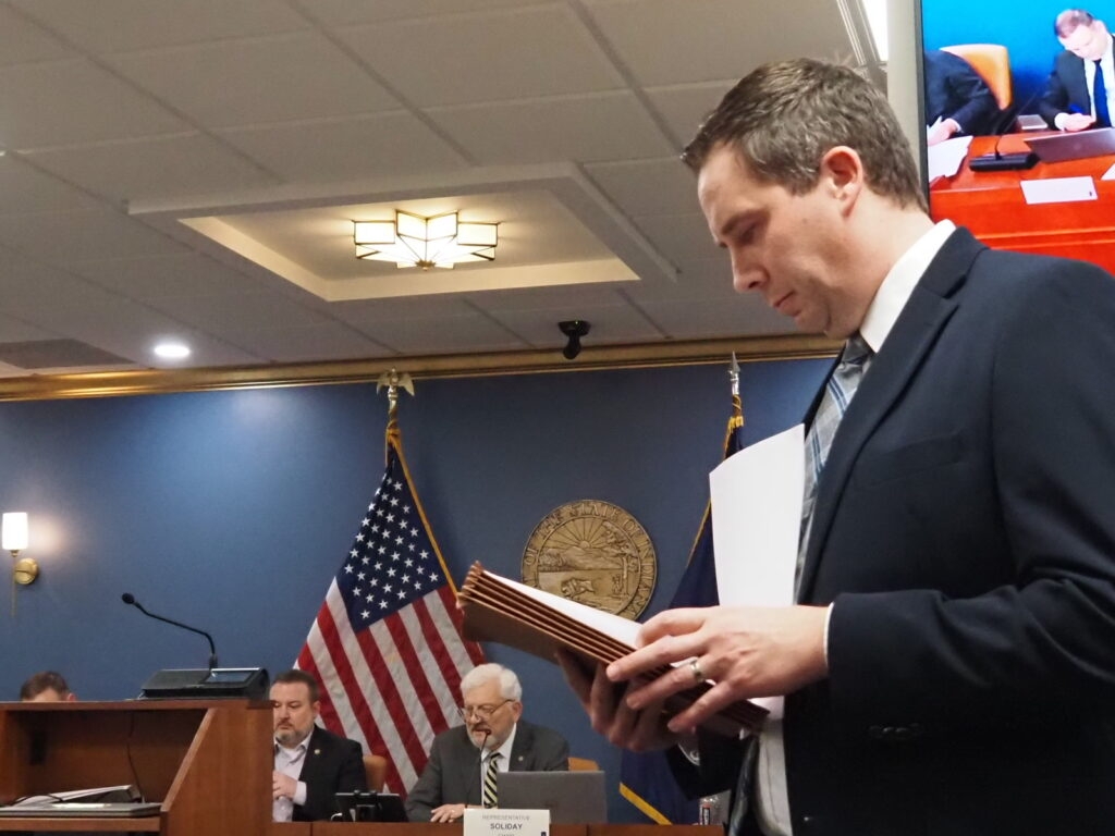 ‘Last time we hear of this': Panel strikes utility pole compromise to boost Indiana broadband access