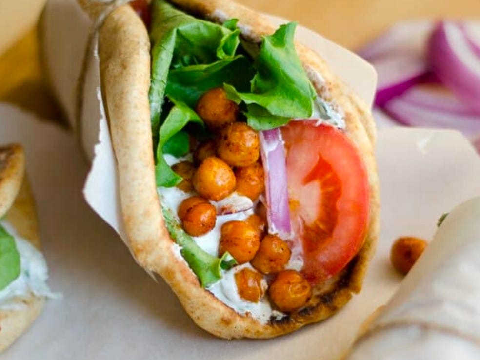 Chickpeas can significantly lower your cholesterol. Here are 5 tasty recipes scientists recommend to improve your health.