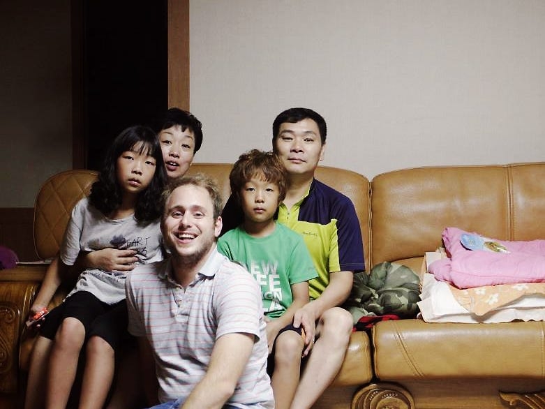 I moved to South Korea without knowing anyone. A family of strangers took me in, and we're still in touch 18 years later.