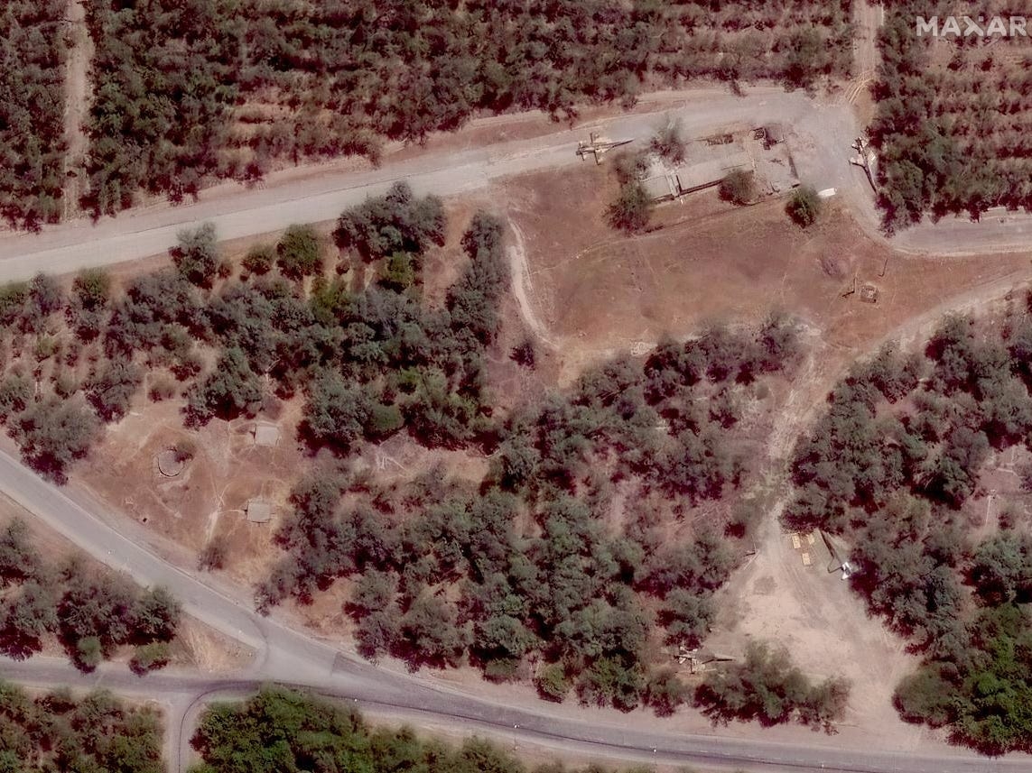 Satellite image captures decades-old US-made F-5 jets at an Iranian airbase, offering a snapshot of Tehran's vintage air force