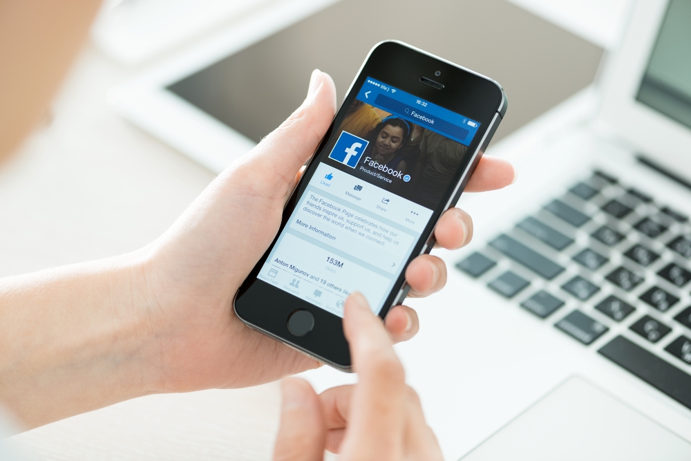Meta Platforms, Inc. (META) CEO Mark Zuckerberg Is 'Unbelievable,' Says Jim Cramer