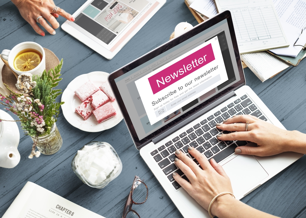 Redburn Atlantic Reiterates Sell on Reddit (RDDT) as Google's AI Search Threatens Growth