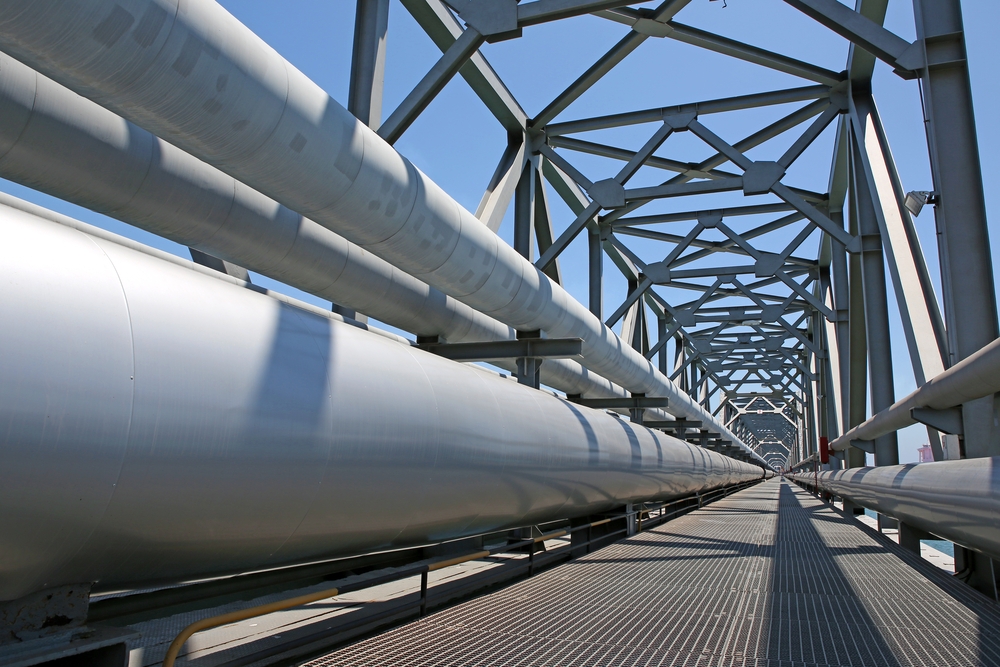 Is Veren Inc. (VRN) the Top Oil & Gas E&P Stock Outperforming Despite Sinking Oil Prices?