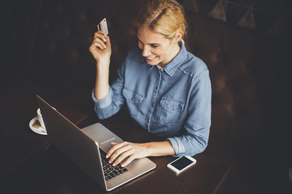 Jefferies Downgrades MercadoLibre (MELI) to ‘Hold', Hikes Price Target to $2,800