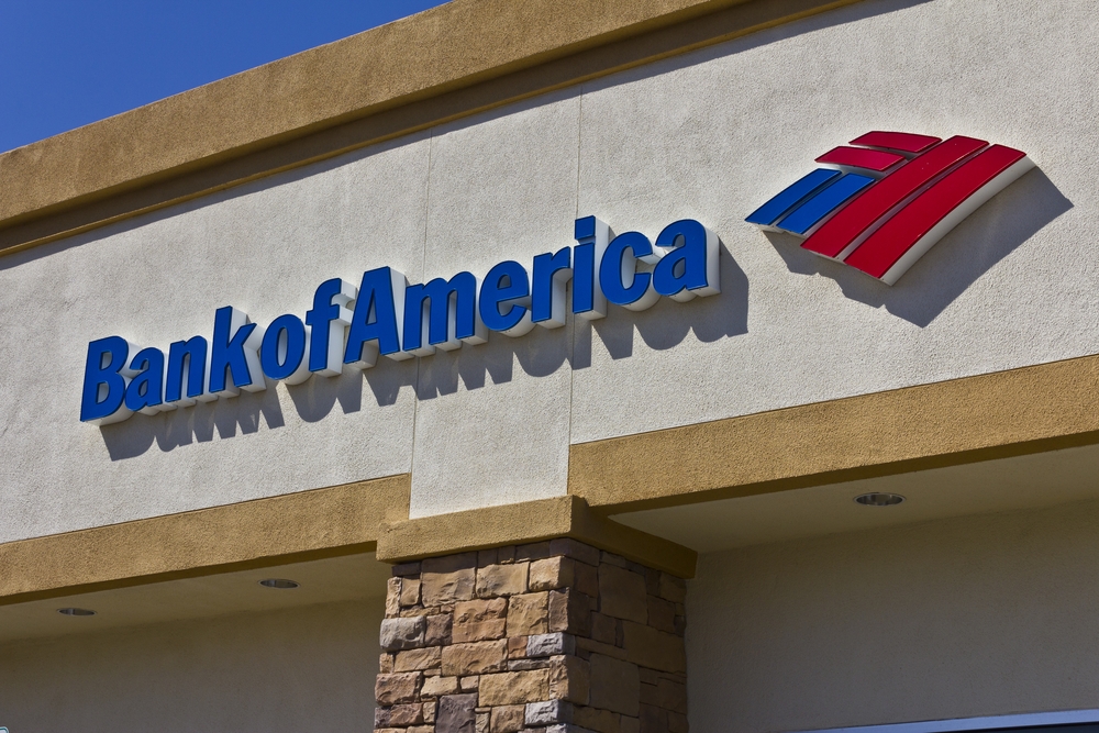 Wells Fargo Maintains Buy Rating on Bank of America (BAC) Stock
