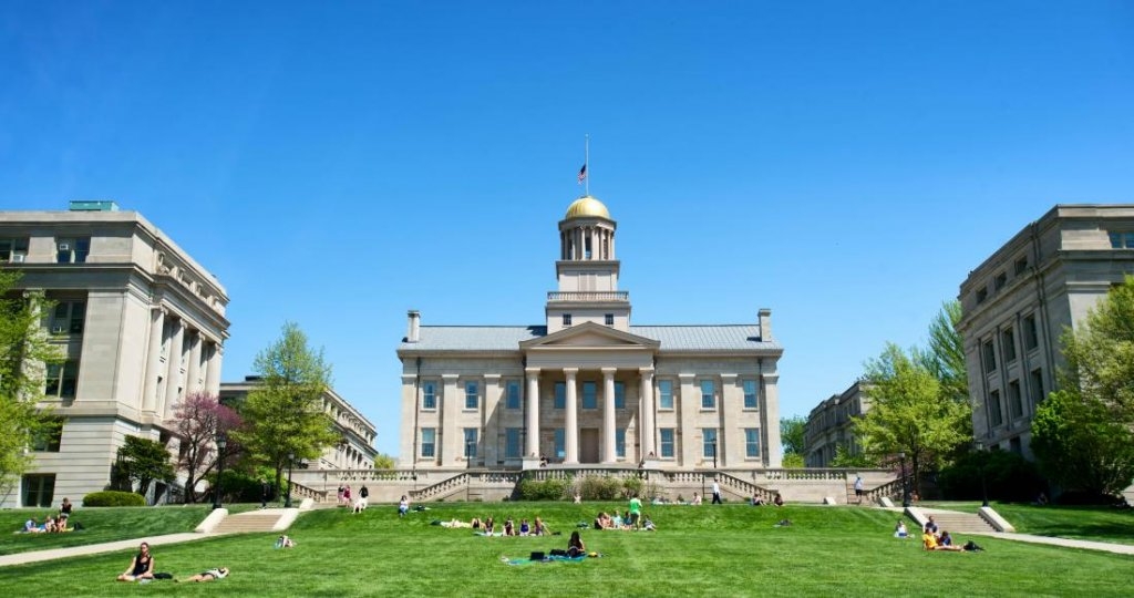 Bill to establish UI school of ‘intellectual freedom' moves to committee