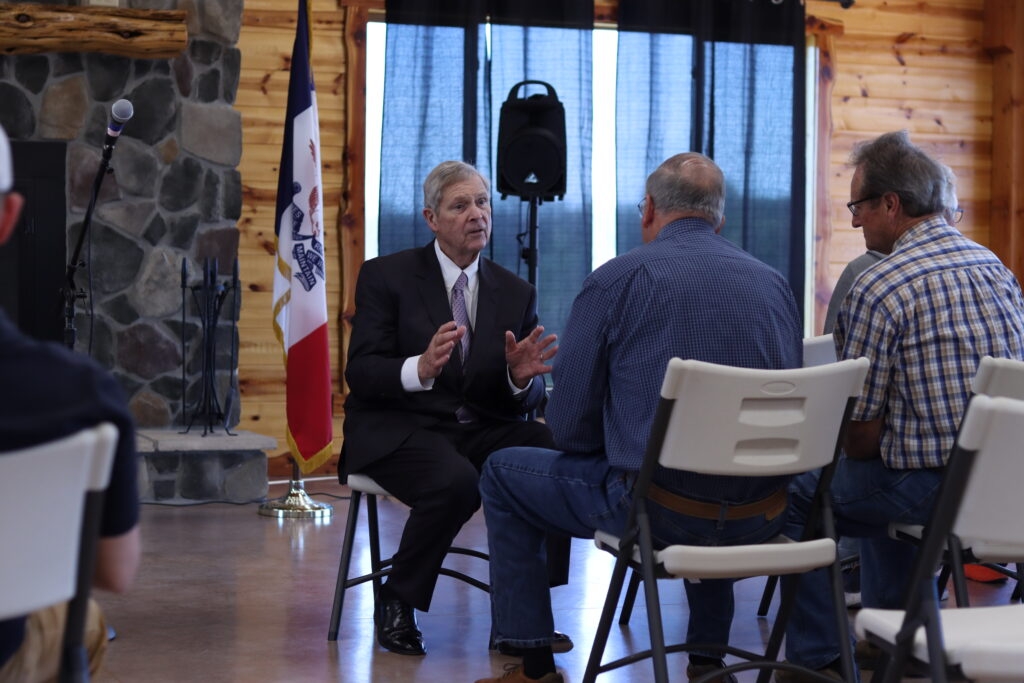 Vilsack says farms, not farmers, should work harder to grow rural communities