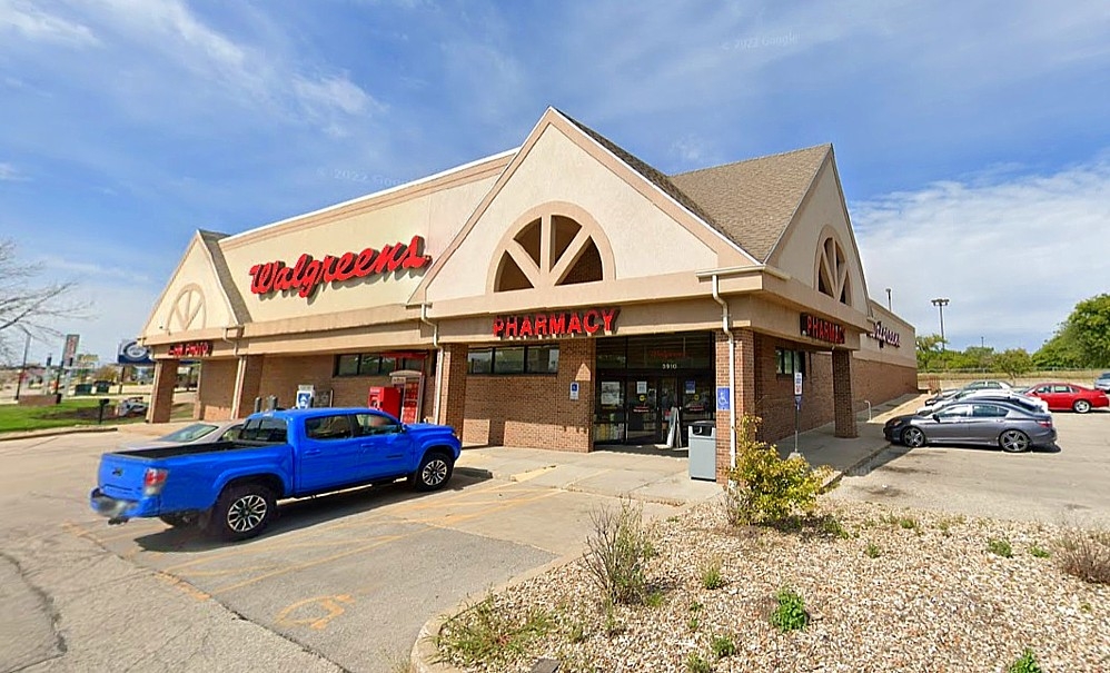 Waterloo pharmacy charged with violating controlled-substance regulations