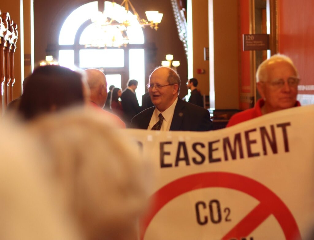 Iowa Republican tensions mount following Reynolds' pipeline bill veto