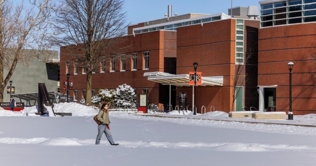 Grinnell College receives $10M gift for computer science, university needs