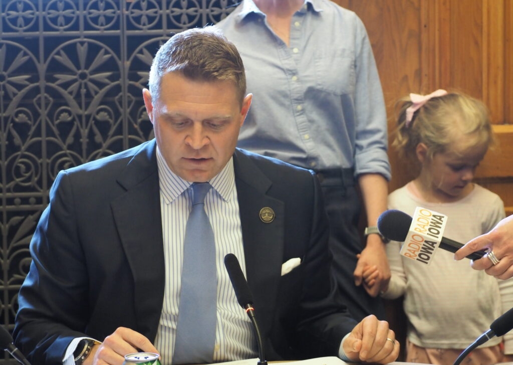 Sen. Mike Bousselot announces exploratory committee for governor's race